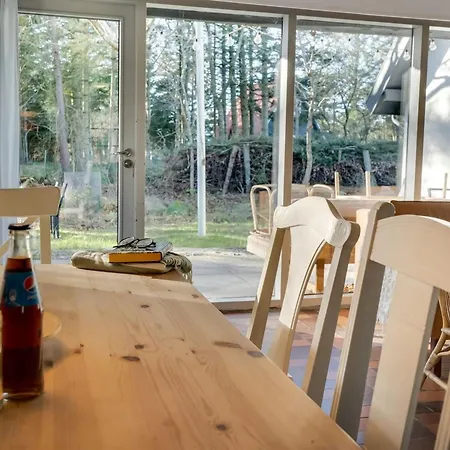 Holiday home Loic - 400m To The Inlet By Interhome *